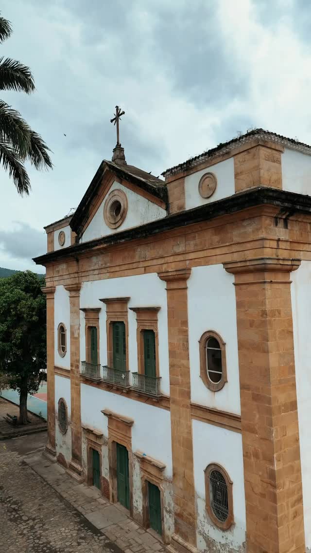 Pousada do Príncipe, entre as montanhas e o mar de Paraty.
_________________________
Pousada do Príncipe, between the mountains and the sea of Paraty.
#viajar #visitparaty