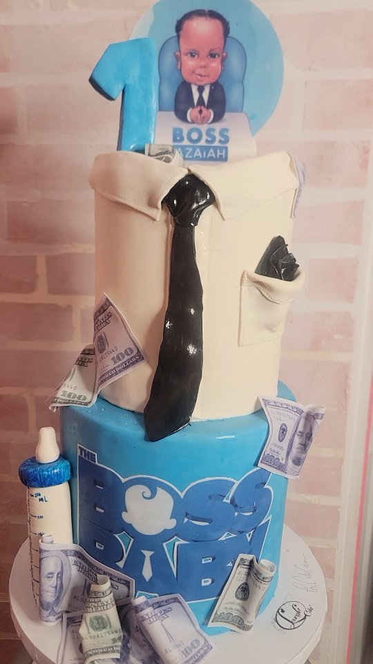 Happy Birthday Azaiah!
Flavor: Vanilla w/ Swiss Meringue Buttercream
-🎨-
-😎-
-🎂-
#loungincake #loungin #createchillcake #ediblecreationsforall