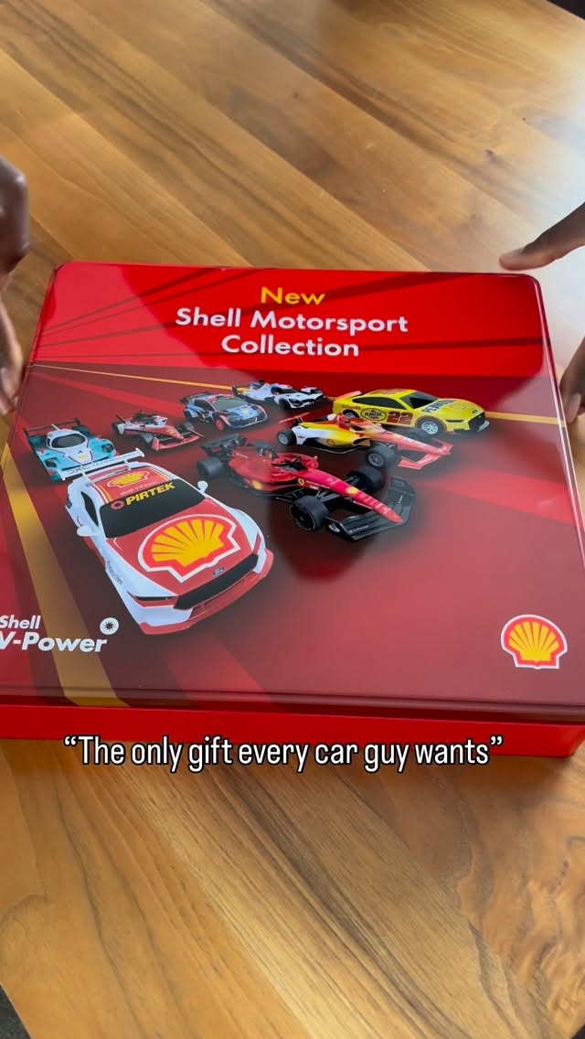 The Shell Motorsport Collection unites icons from track, rally, endurance and electric racing. From the Scuderia Ferrari F1-75 to the Hyundai i20 N Rally1 Hybrid and the BMW M Hybrid V8, it’s a line-up built to excite every kind of motorsport fan.
Every model. Every discipline. One collection built for true motorsport fans. Have you completed yours?