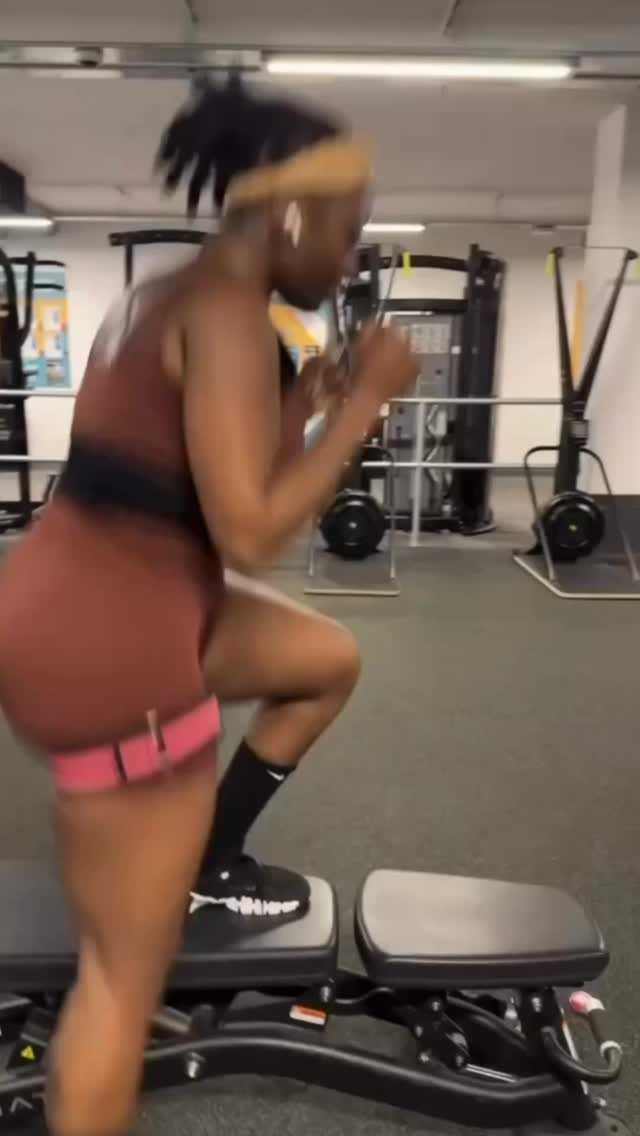 What can you expect when you sign up for a Focus Fitness PT course?
@theninamethodfitness walks us through a day in her life as a Focus Fitness student.
Click the link in our bio or message us to find our more about our courses 🔗
#FocusFitnessUK #LondonPT #PTLife #FitnessCareer #PersonalTrainer