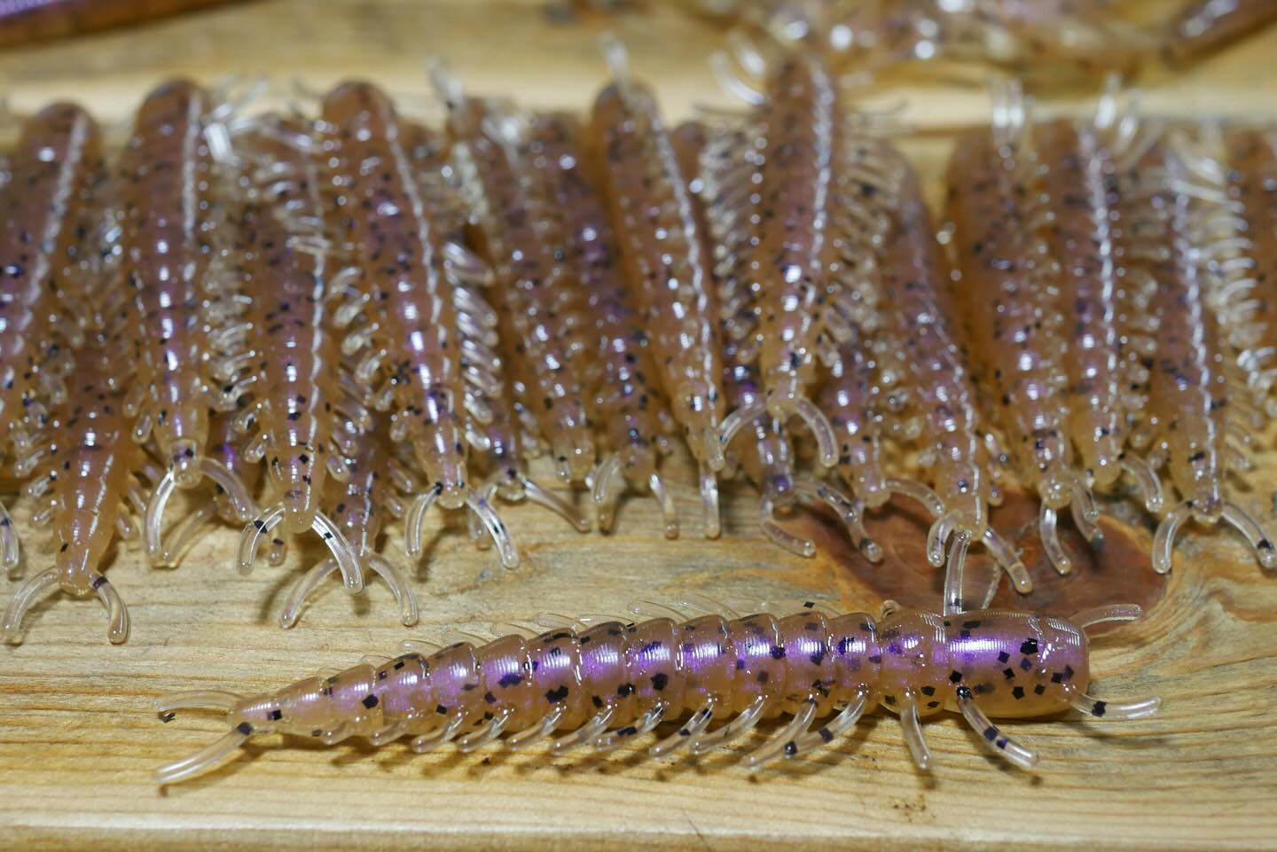 Night Crawler🌌🪱
Find these at jollybaitcompany.com under the “custom shop” tab‼️