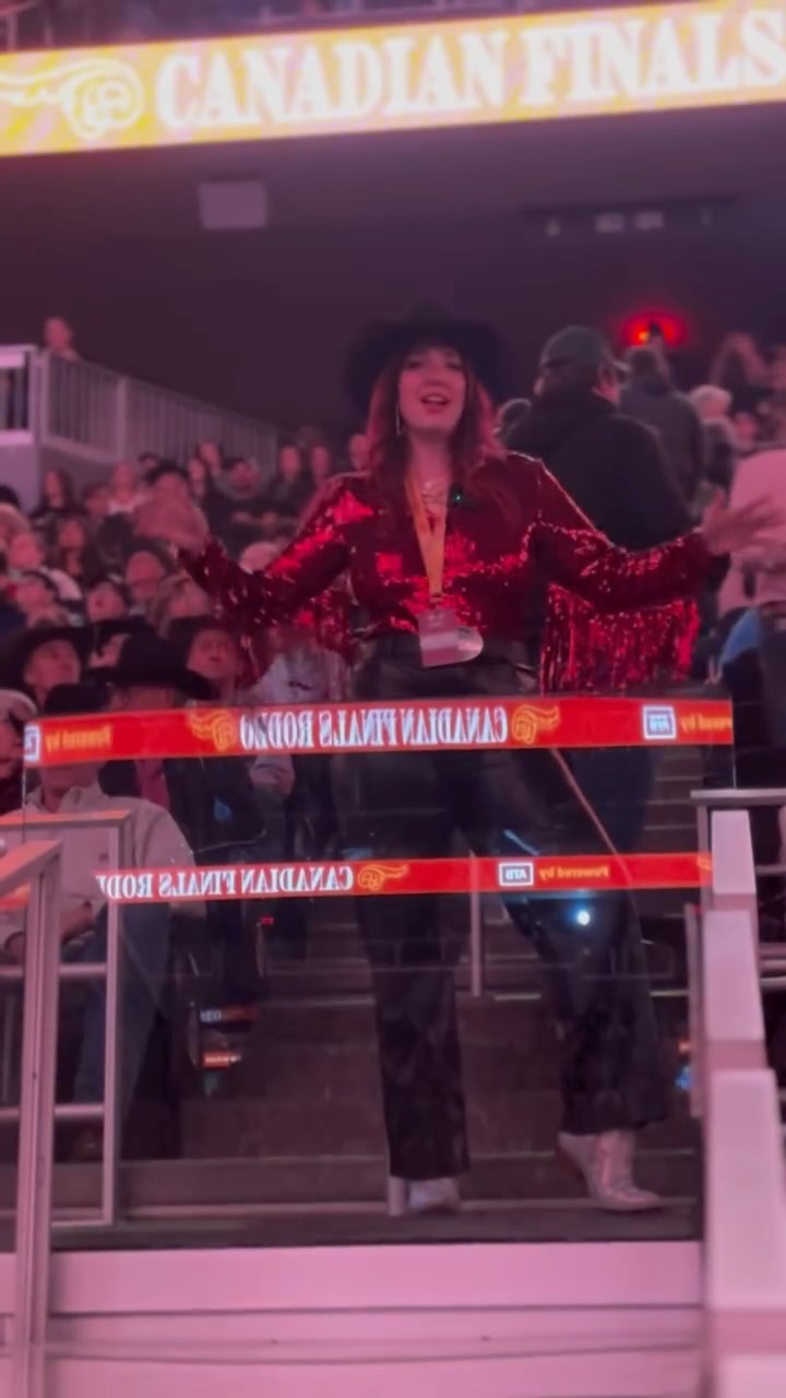 What an incredible night and a wide ride CFR51 turned out to be!! The buzz and energy from the crowds was insane and the competitors truly put it all out on the line tonight. I caught up with all the Champions of this years CFR, listed in order:
- Bareback rider @clintalaye won the overall and aggregate and sat an impressive 86.50 ride on Fresh chick last night
- Steer Wrestler @scott_guenthner broke records as the first ever in CFR history to win all rounds, the championship and the aggregate, he finished his night with a 3.6 sec run
- Breakaway roper @bradi_whiteside dominated at this years CFR and proudly showed why she was given the #1 back this season, her fastest run was 2.1secs in round 3
- Barrel Racer @jaydenwilson was all smiles after winning the championship and aggregate with her fastest run being 13.85sec in round 2
- in Saddle bronc @officialzekethurston kept his title as the CFR champion for the 6th time in a ROW. He sat an 91.7 ride on squashblossom having an incredible ride
- Team ropers @bonnettk as the header and @logan_cullen21 as the heeler took home the aggregate and championship with their fastest run being 4.2sec in round 2
- Our bull riding aggregate and champion was @jaredparsonage who was the only one to sit all 5 rounds and dominated throughout with his best score of 87.5 on trailer trash in round 3
** Missing is tie down champion Kyle Lucyโs who won the aggregate as well, his fastest run was a 7.5 sec in round 4