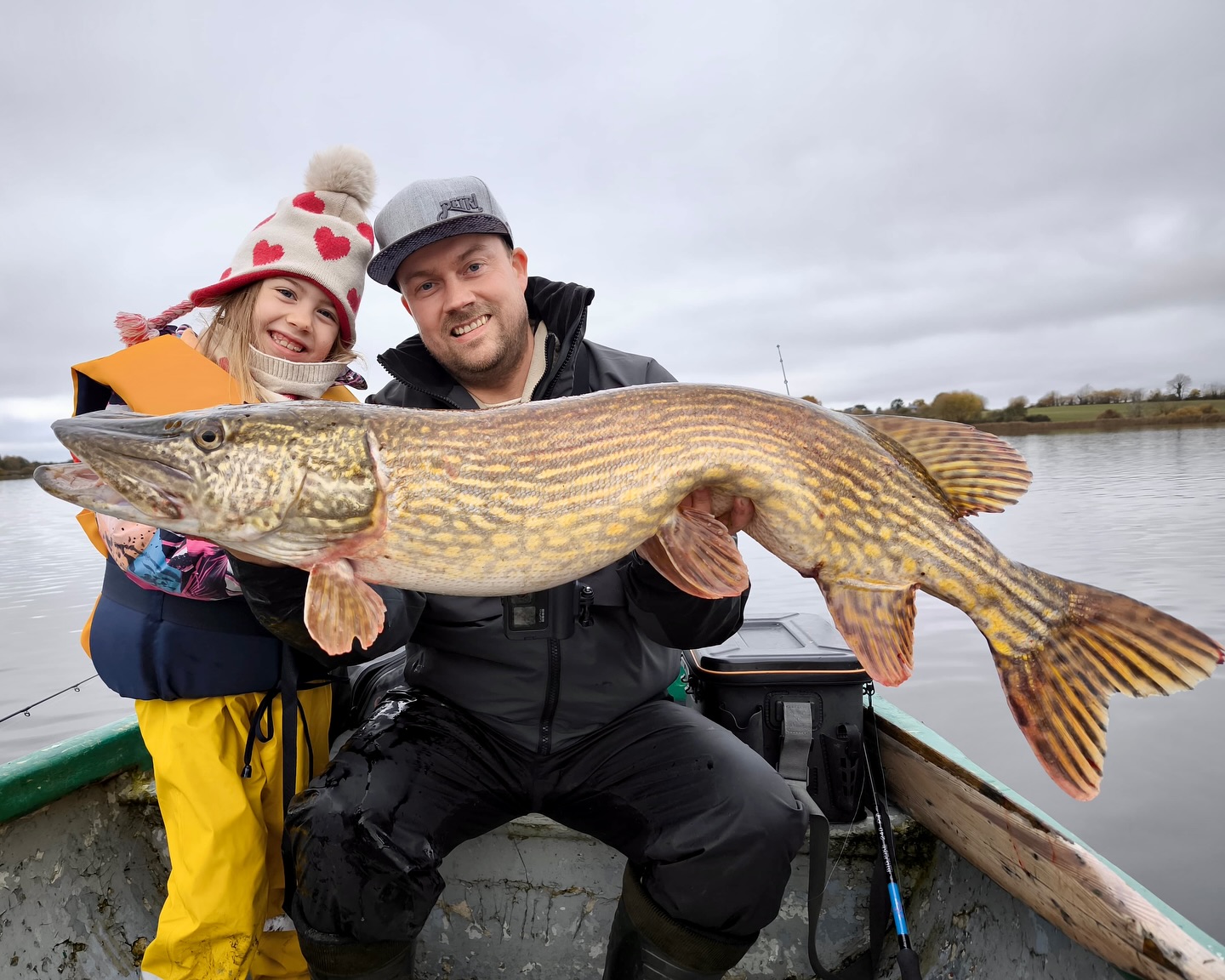 Herbstzeit ist Großhechtzeit 🍂Es ist ja schon ein riesiges Erlebnis, so einen tollen Hecht z....