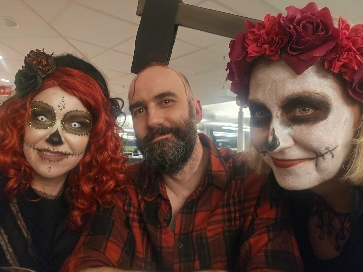 🎃 Happy Halloween fra AGR og Techconsult! 👻
Forrige uke samlet vi alle ansatte på Østlandet til en gøyal (og litt skummel) halloweenfeiring på Skøyen!
🕸️🕷️Kvelden var full av kreative kostymer, god stemning og masse latter! Takk til alle som bidro til å gjøre dette til en kveld vi sent vil glemme 🎃
#agrteam #agrconsultancy